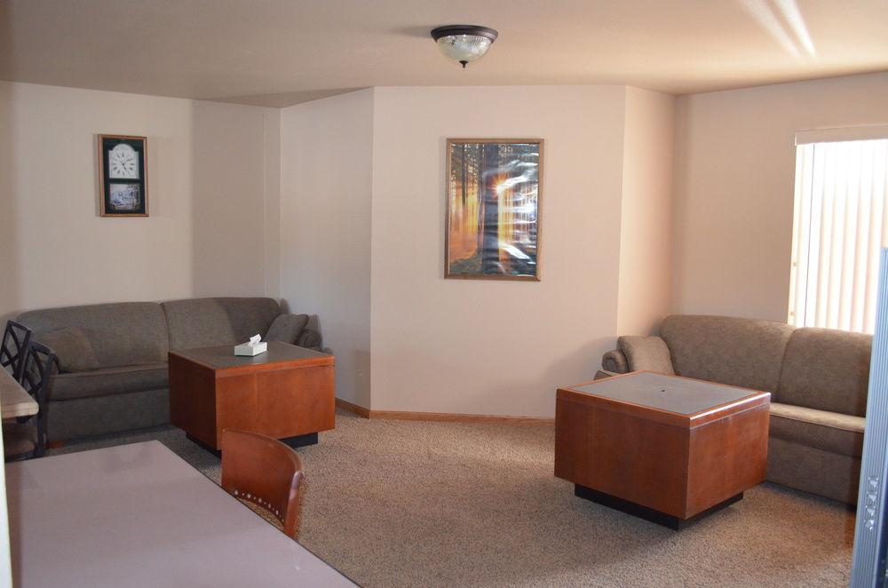 Amber'S Inn And Suites Wisconsin Dells Eksteriør billede