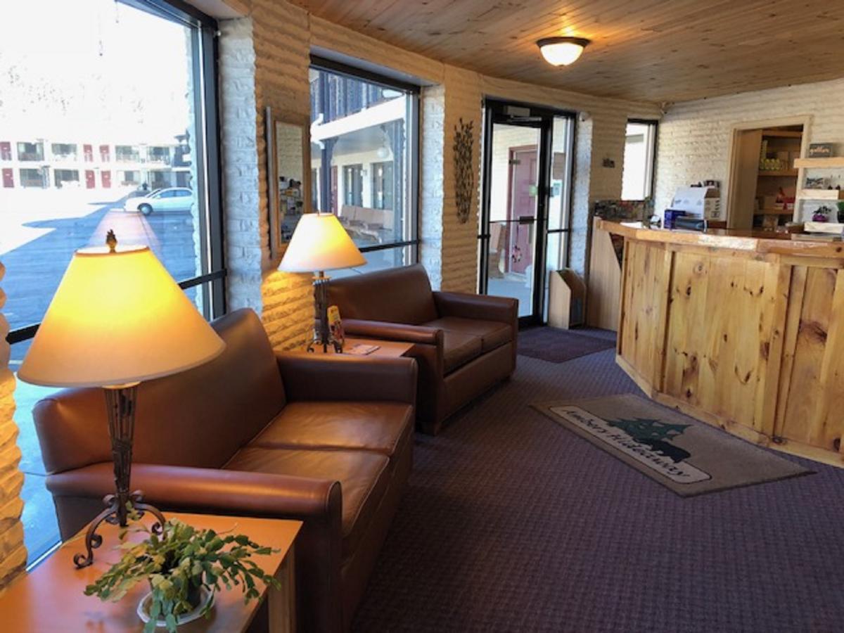 Amber'S Inn And Suites Wisconsin Dells Eksteriør billede